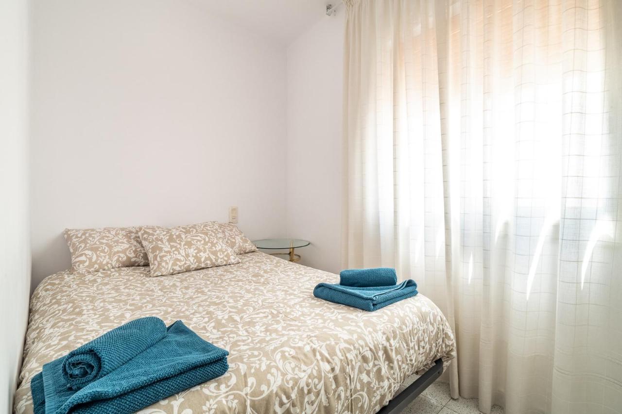 Barca 1 Appartement Sant Adria de Besos Buitenkant foto