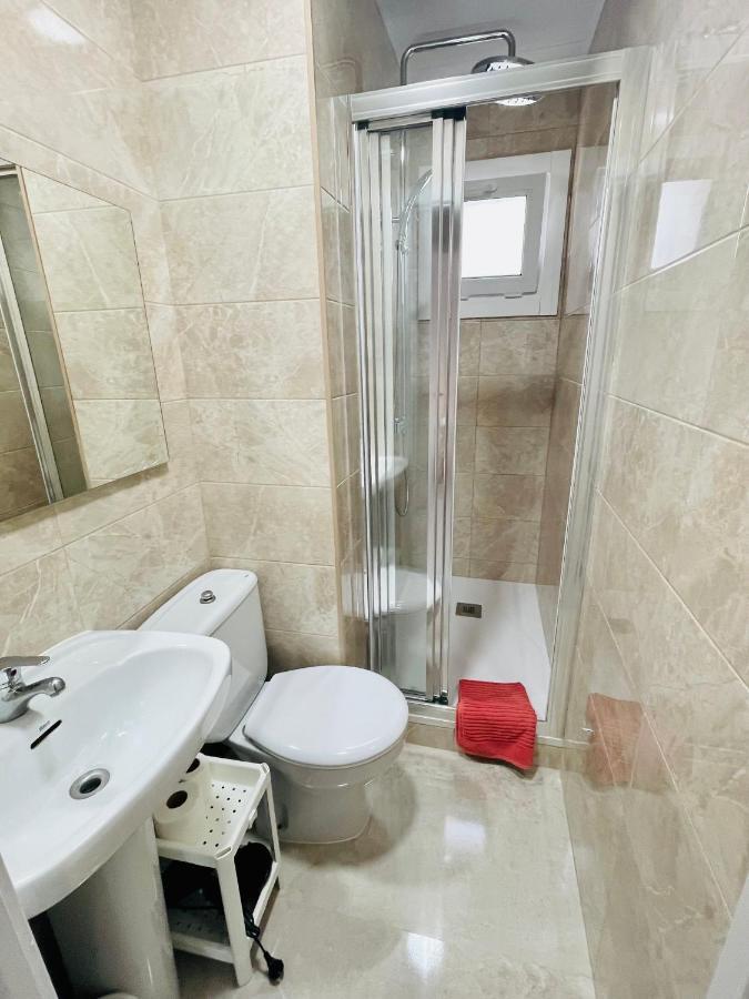 Barca 1 Appartement Sant Adria de Besos Buitenkant foto